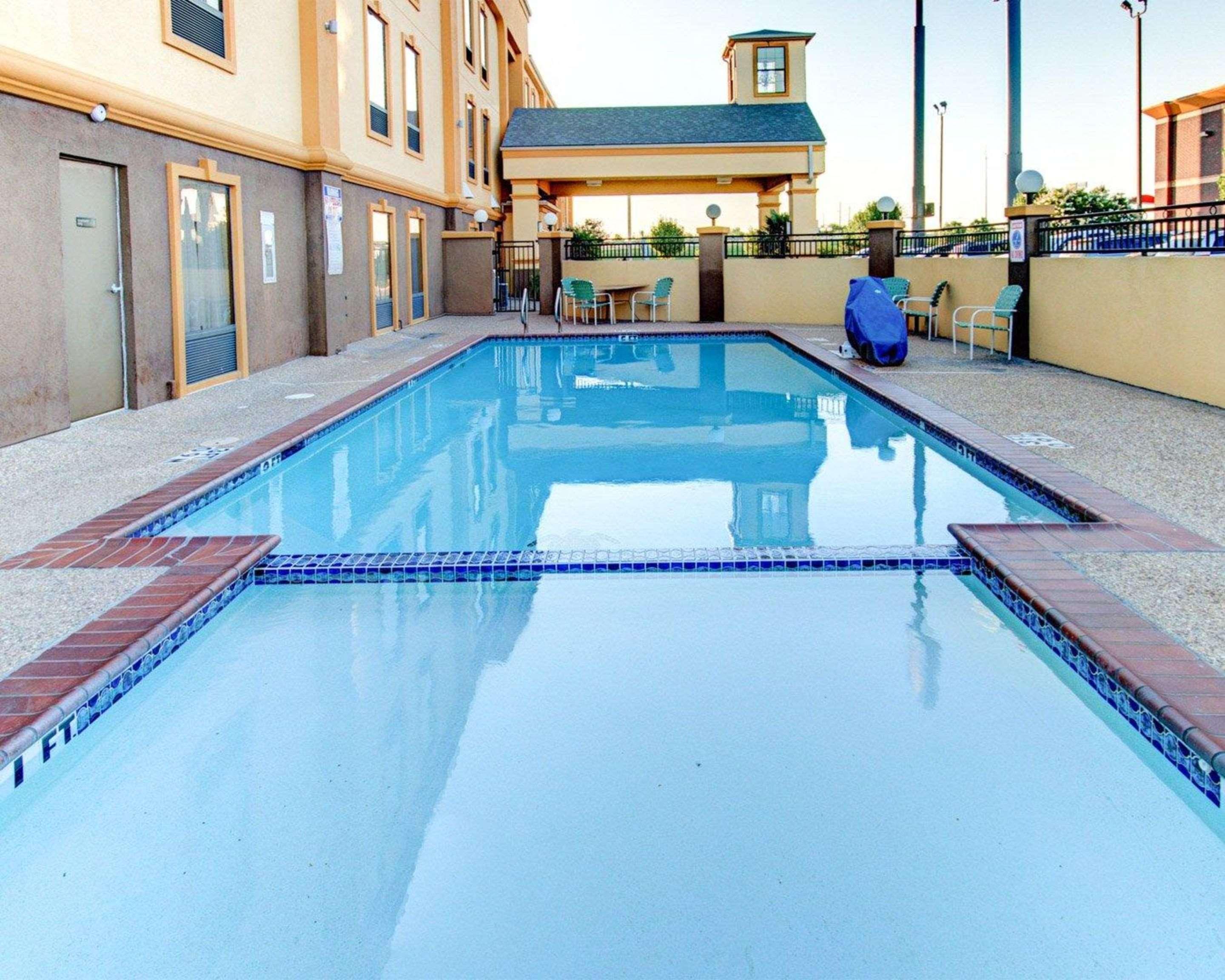 Comfort Inn Corsicana East Kültér fotó